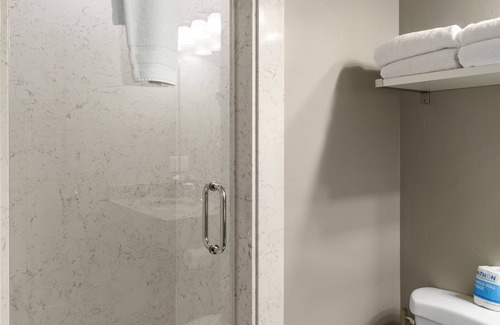 Harbor Village Hotel | Sunrise Resort Room #101 | 0 Bed, 1 Bath
