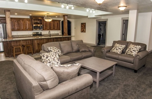 Harbor Village Hotel | Sunrise Resort Room #101 | 0 Bed, 1 Bath