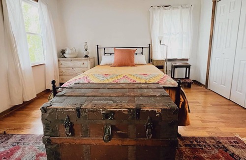 Sewanee House | Sunrise Rock Retreat - Beautiful View in Sewanee