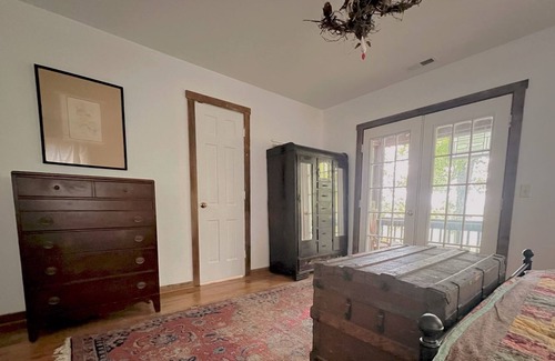 Sewanee House | Sunrise Rock Retreat - Beautiful View in Sewanee
