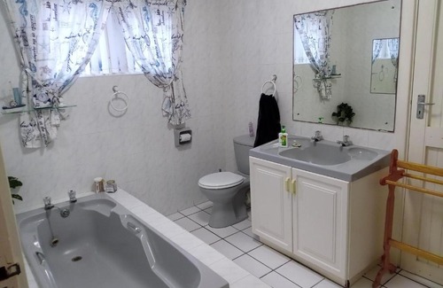 Winterstrand House | Sunrise's Inn Self catering Guesthouse