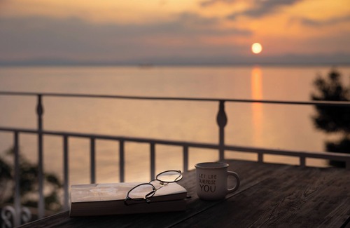 Paralia Vergas Apartment | Sunrise seaside retreat Apartment in Almyros, Kalamata