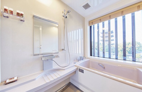 Minami Hotel | Sunrise Suites