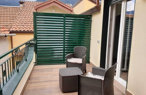 Piazza-Tralia-Pendolo Apartment | Sunrise & Sunset "Sunrise" quiet and comfortable apartment for everyone