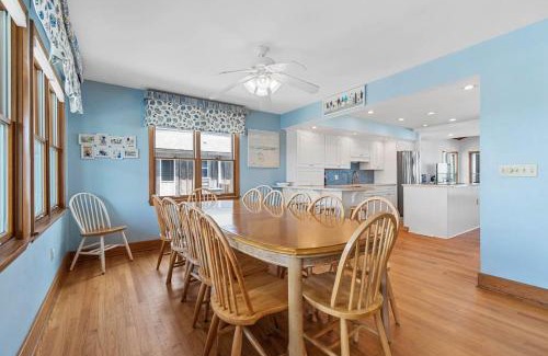 Pawleys Island House | Sunrise to Sunset Oceanfront Home with Creek Dock
