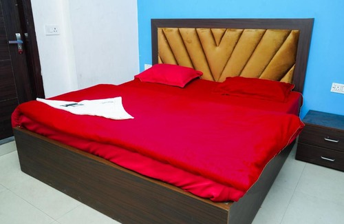 Chhatarpur Hotel | Sunrise Villa Chattarpur