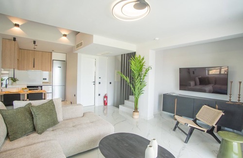 Polichrono Hotel | Sunrise Villas Collection