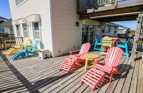 Spanish Grant House | Sunsational is a 2nd row beach house in Spanish Grant