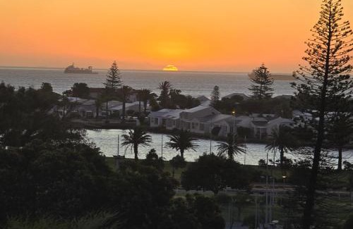 Milnerton Apartment | Sunset at Keys