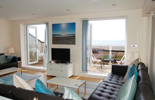 Tywyn House | Sunset Bay Beach House in Tywyn