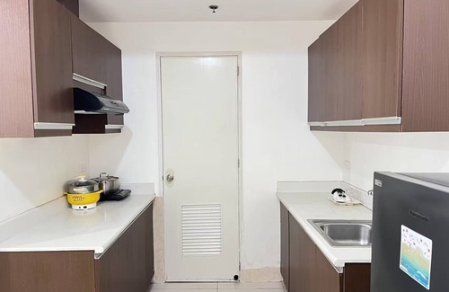 Manila Apartment | Sunset Bay Residence