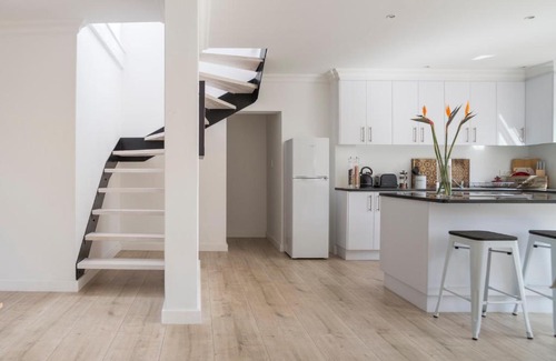 Sunset Beach Apartment | Sunset Beach Living Guesthouse