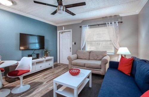 Madeira Beach Apartment | Sunset Beach Suites #5 - Under New Management! Pet Friendly and Steps to the Beach!