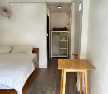 Muang Ngoi Neua Bed & Breakfast | Sunset Bungalows & GH