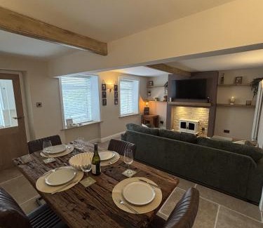 Hepworth House | Sunset Cottage - 55 South Lane