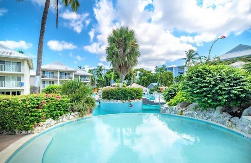 Seven Mile Beach Apartment | Sunset Cove # 231