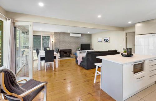 Macs Cove House | Sunset Cove