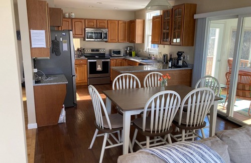 Saint George House | Sunset Cove in Saint George Maine