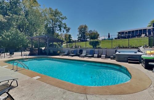 Dandridge House | Sunset Cove