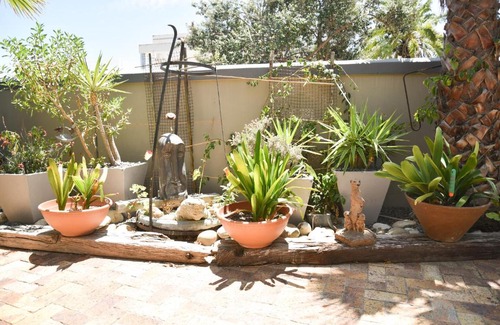 Sunset Beach House | Sunset Decks Guesthouse