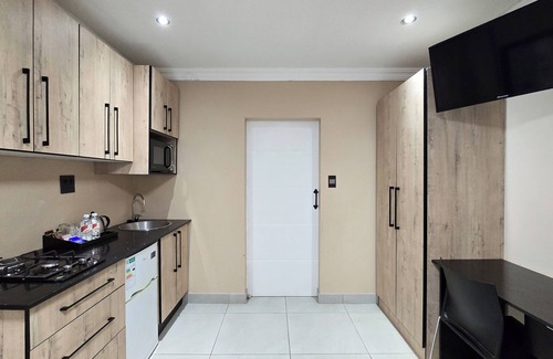 Beacon Bay Bed & Breakfast | Sunset Events & Accommodation