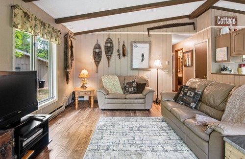 Nekoosa House | Sunset Getaway | Lake house in Nekoosa with wood-burning fireplace & grill