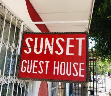 Las Pampas House | Sunset guest house