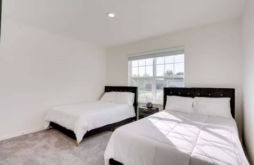 Port Saint Lucie Hotel | Sunset Harem Hideaway Port St. Lucie - Your Tropical Oasis with A Private Pool and Stunning Sunsets