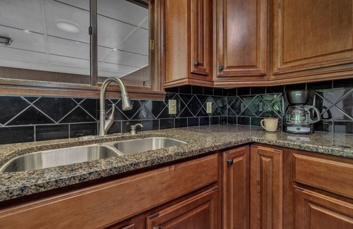 Marion House | Sunset Haven is a Lovely Family Home in Marion