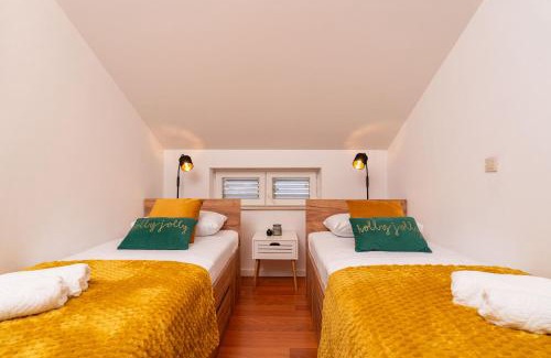 Zvekovica Apartment | Sunset Horizon Apartment