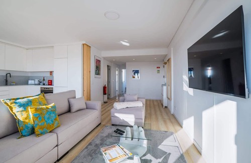 Carcavelos Apartment | Sunset Horizon Carcavelos