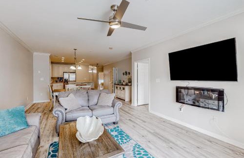 Sunset Island Apartment | Sunset Island - 37 Fountain 2D
