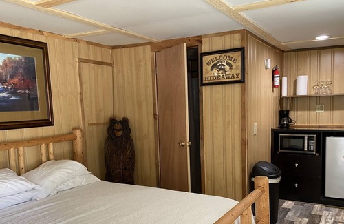 Branson Cabin | Sunset Lake Cabin #9