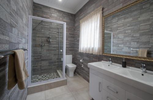 Potchefstroom House | Sunset Manor Guest House