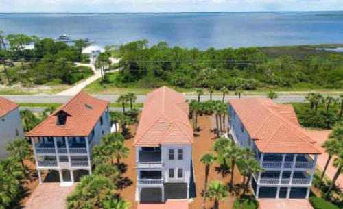 East End House | Sunset Paradise Gulf View Pool 4 KING Sunset Beach