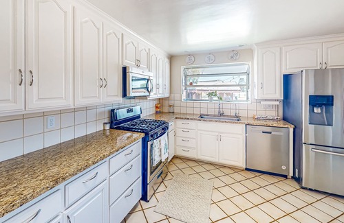 San Martin House | Sunset Ridge Ranch, Main House | four acre property near wineries, picnic area