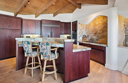 Park Hill House | Sunset Sanctuary Oceanfront Luxury Monthly Only Newly remodeled