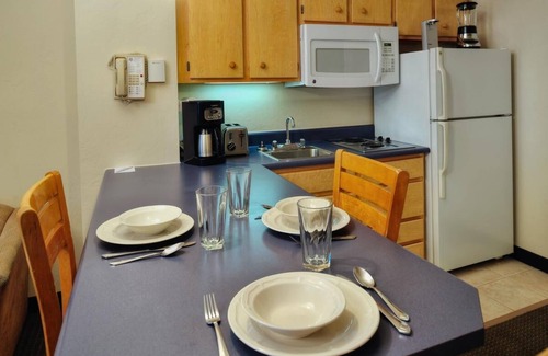 Palo Verde House | Sunset Serenity: Onsite Pool, BBQ Area! 2 Relaxing Units Near Tucson Airport