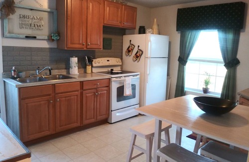 Dry Ridge House | Sunset Serenity Relaxation LP & Convenience attached apartment.