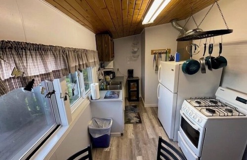 Clare Cottage | Sunset Shores #3-Up North: Your Fall Getaway Awaits at Sunset Shores