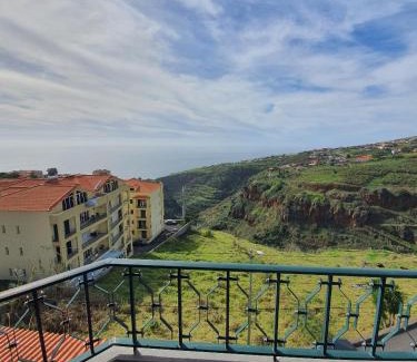Estrela da Calheta Apartment | Sunset Star with Sea View