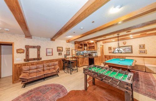 Oakhurst Villa | Sunset Summit Villa 2 min from Bass Lake