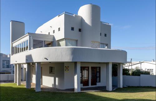 Onrus House | Sunset Terrace
