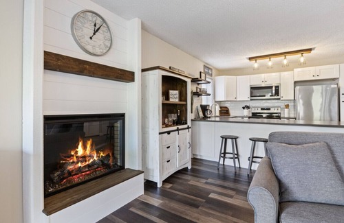 Village of Four Seasons Condo | Sunset Spectacular – Waterfront & Indoor Pool!