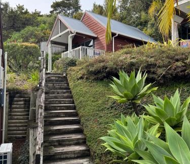 Kapiti Island Ski Chalet | Sunset View Chalet