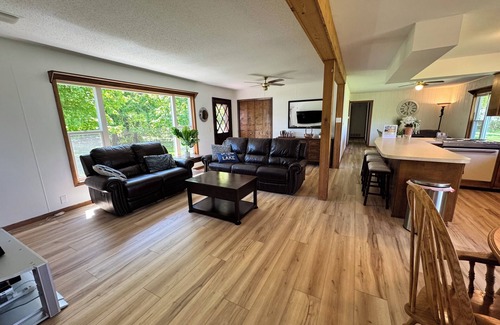Richville House | Sunset Views, 330 ft of Sand Bottom Beach & Huge Lawn on Hidden Gem Walker Lake