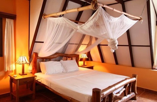 Galu Beach Hotel | Sunset Villa Diani