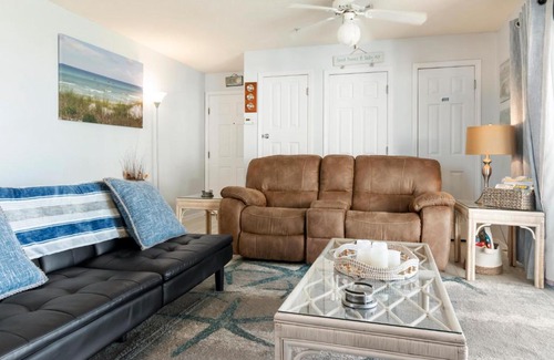 Navarre Beach Apartment | Sunset Villa