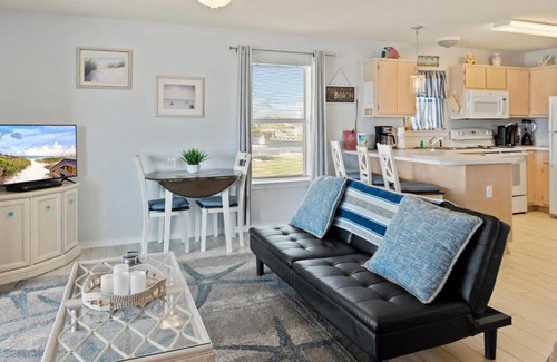 Navarre Beach Apartment | Sunset Villa