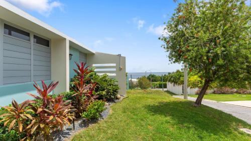 Puntas Villa | Sunset Village Oceanview Retreat